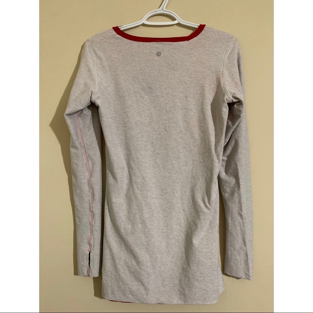 Reversible top